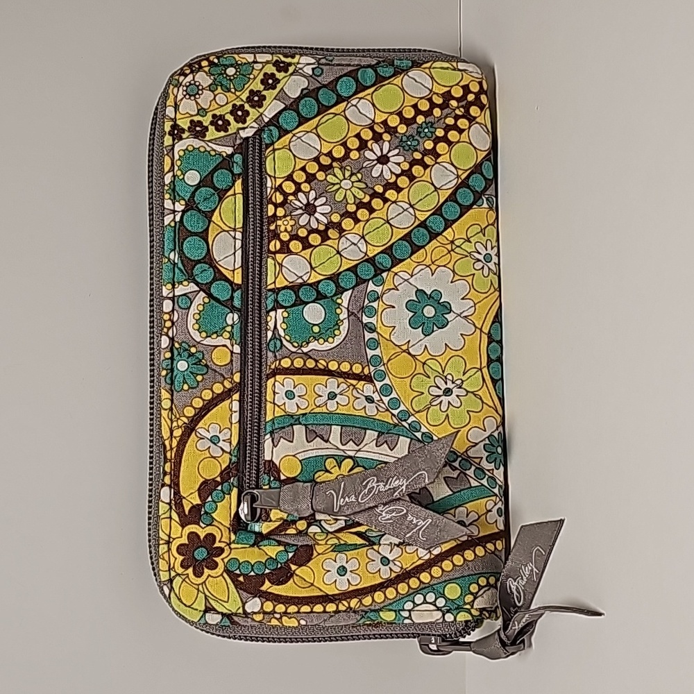 Vera Bradley Wallet Lemon Parfait Zipper Floral Paisley Dots Retired Pattern‎